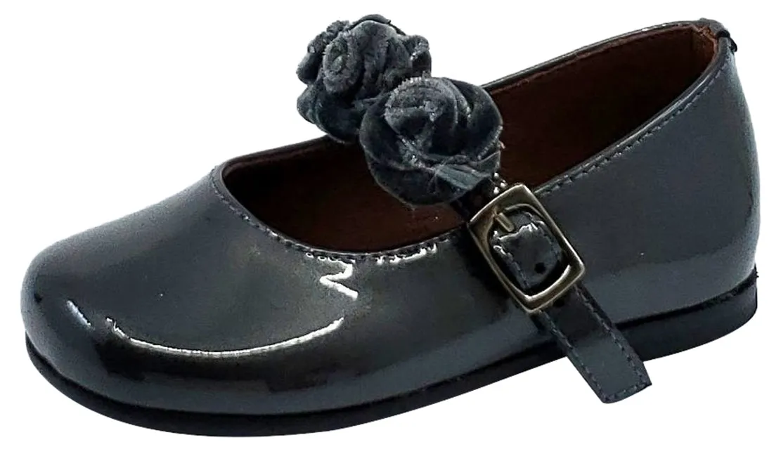 Clarys Girl's Flower Embellishment Buckle Mary Jane, Grey Patent