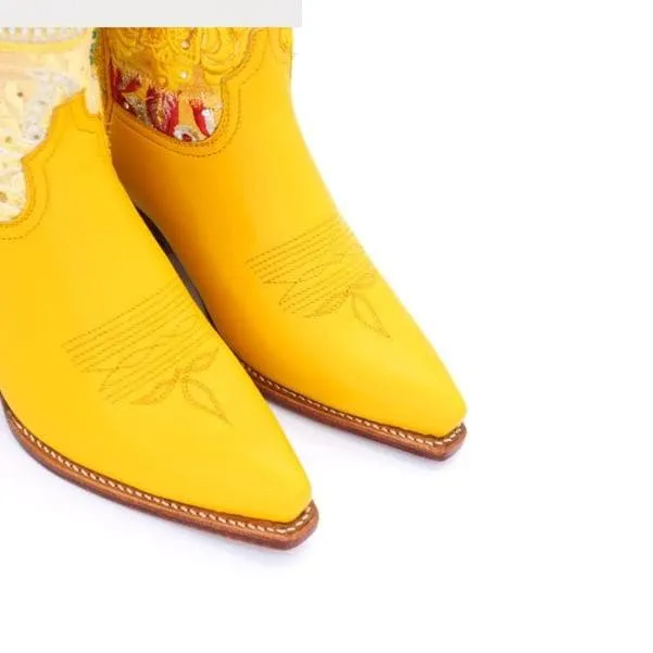 EMBROIDERED WESTERN BOOTS MARLA YELLOW