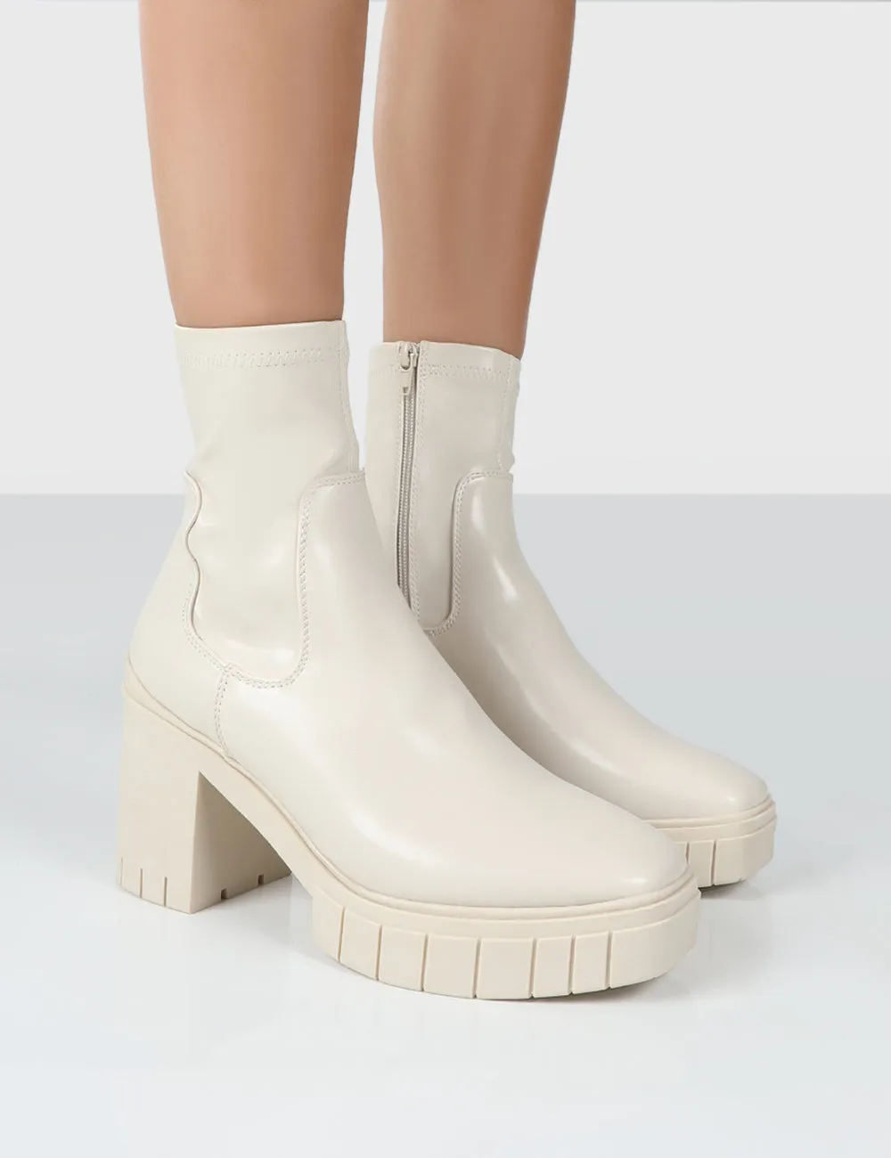 Obstacle Ecru Chunky Heeled Ankle Boots