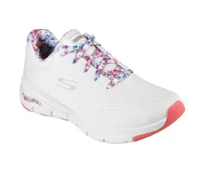 Skechers Women's Arch Fit Magic Oasis Sneaker