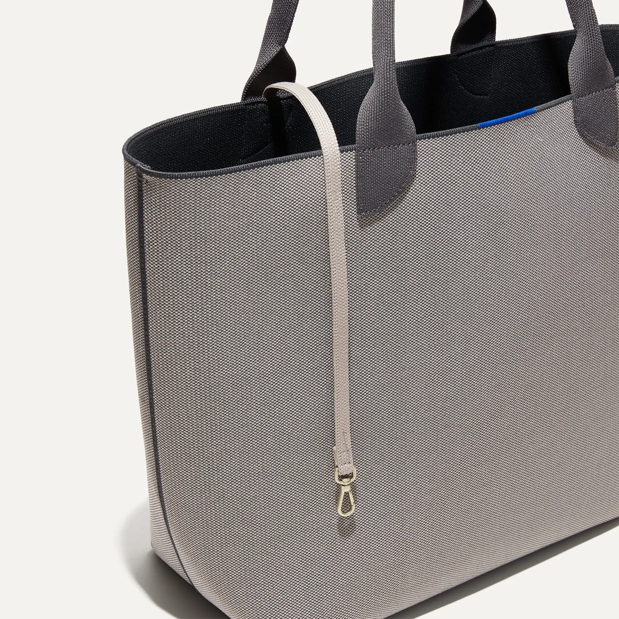 The Lightweight Tote - Iron Grey